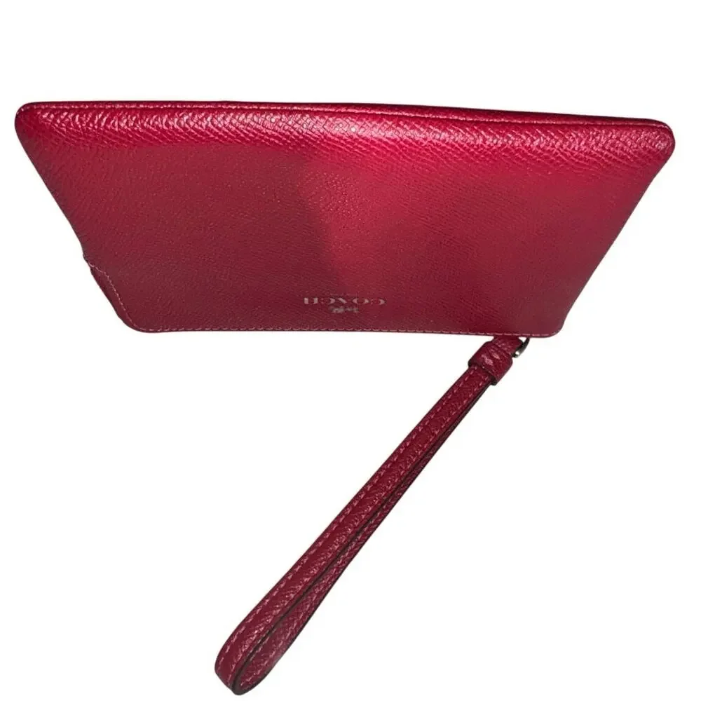 COACH Corner Zip Wristlet in 1941 Red New without Tag
